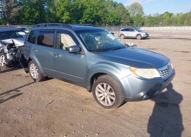 2012 SUBARU Forester