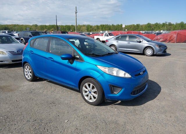 2012 FORD Fiesta