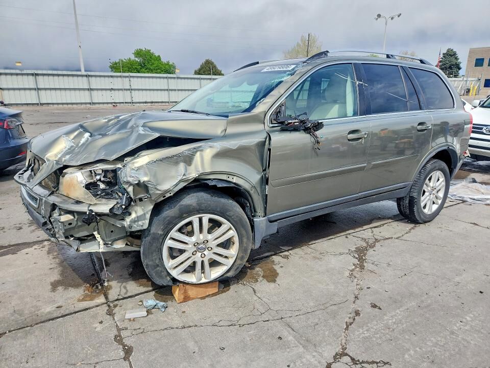 2011 VOLVO XC90