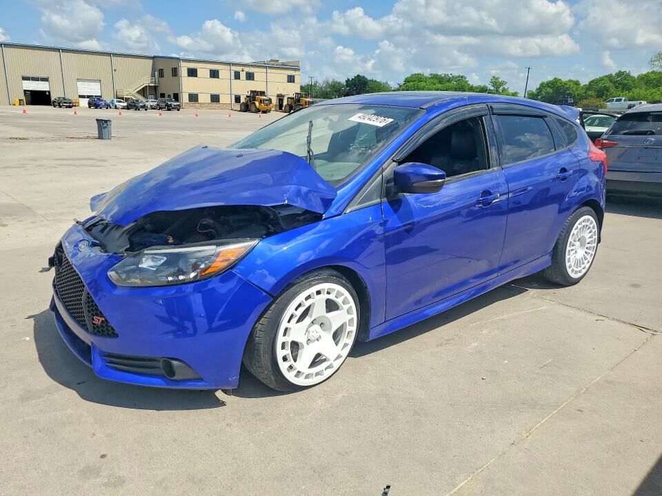 2013 FORD Focus