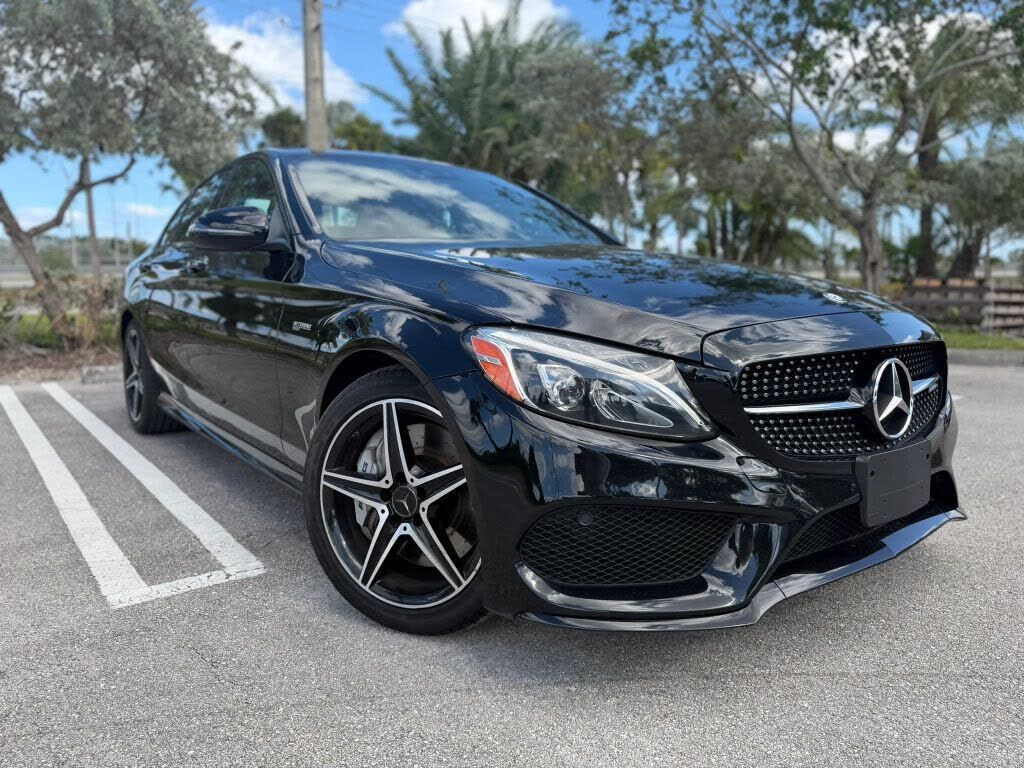 2017 MERCEDES-BENZ C-Class