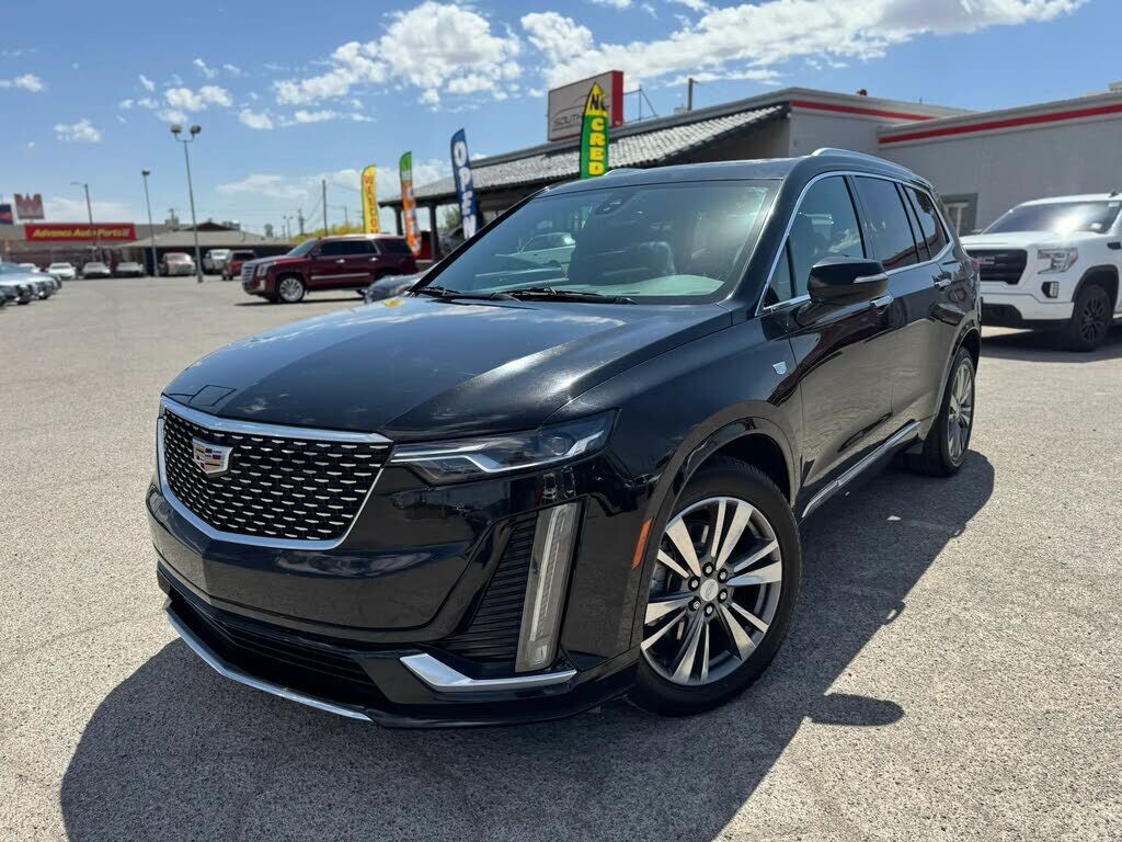 2021 CADILLAC XT6