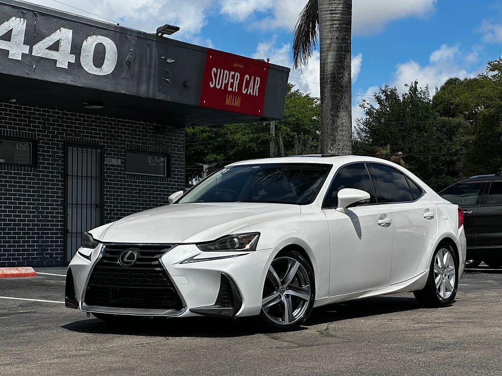 2017 LEXUS IS