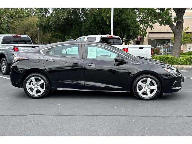 2018 CHEVROLET Volt