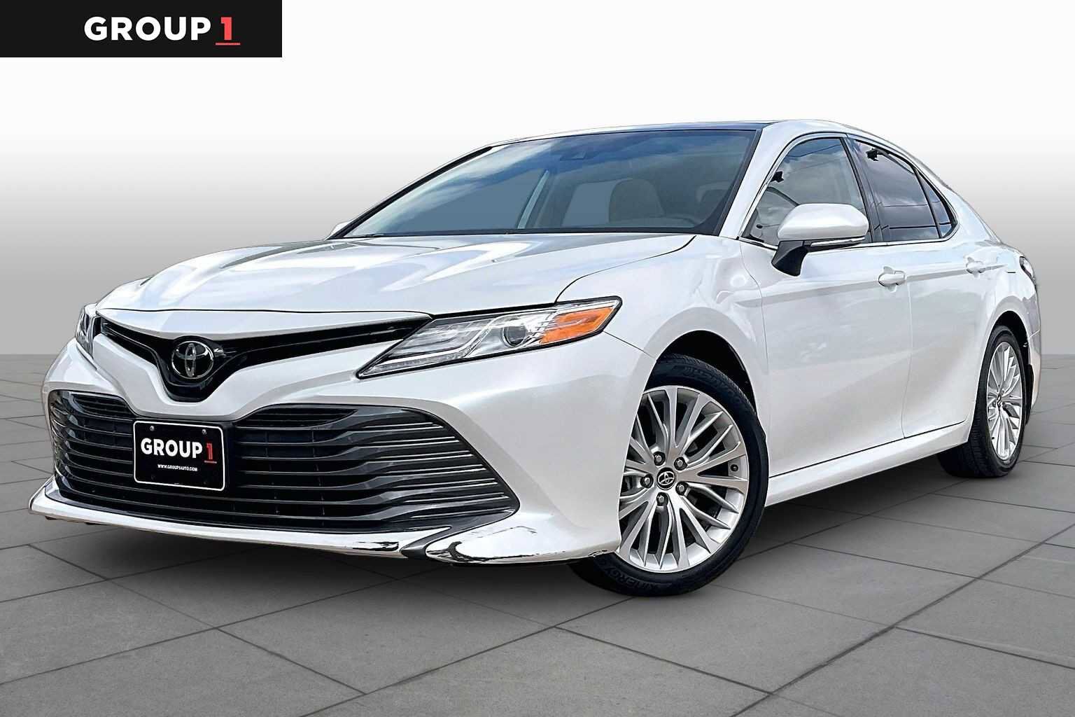 2020 TOYOTA Camry
