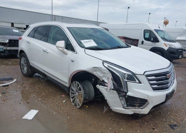 2018 CADILLAC XT5