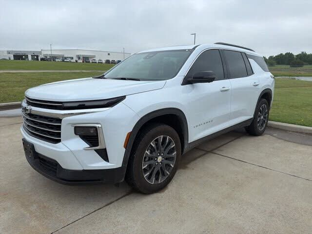 2026 CHEVROLET Traverse