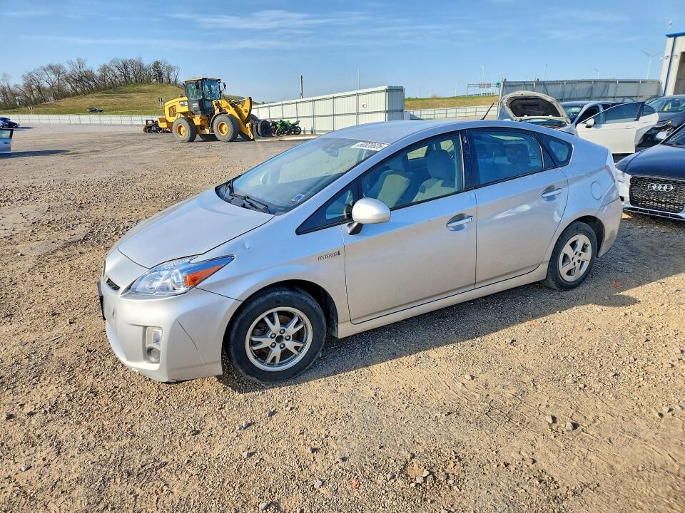 2011 TOYOTA PRIUS