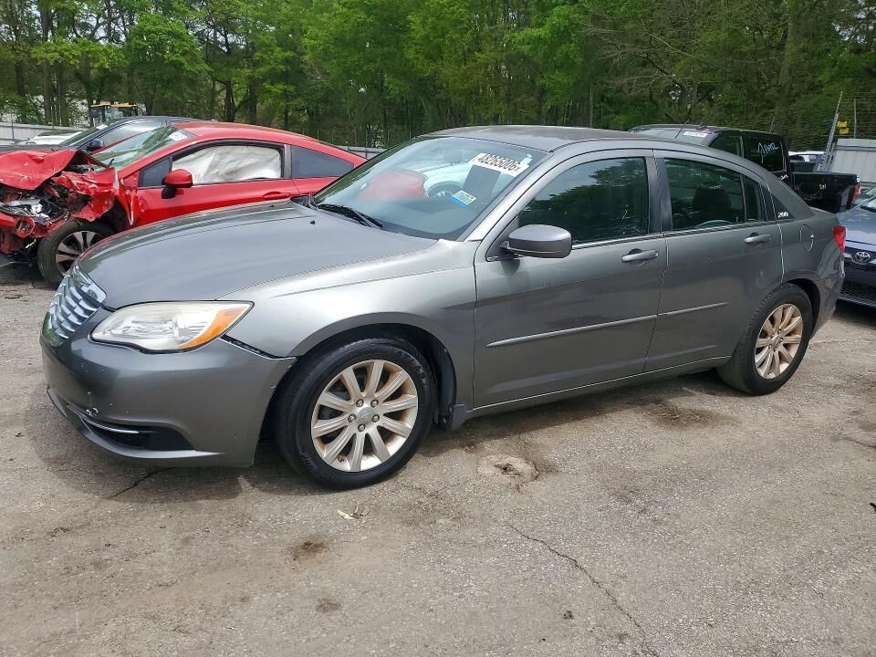 2013 CHRYSLER 200