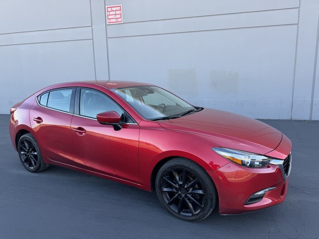2018 MAZDA Mazda3