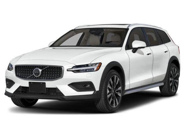 2025 VOLVO V60CC