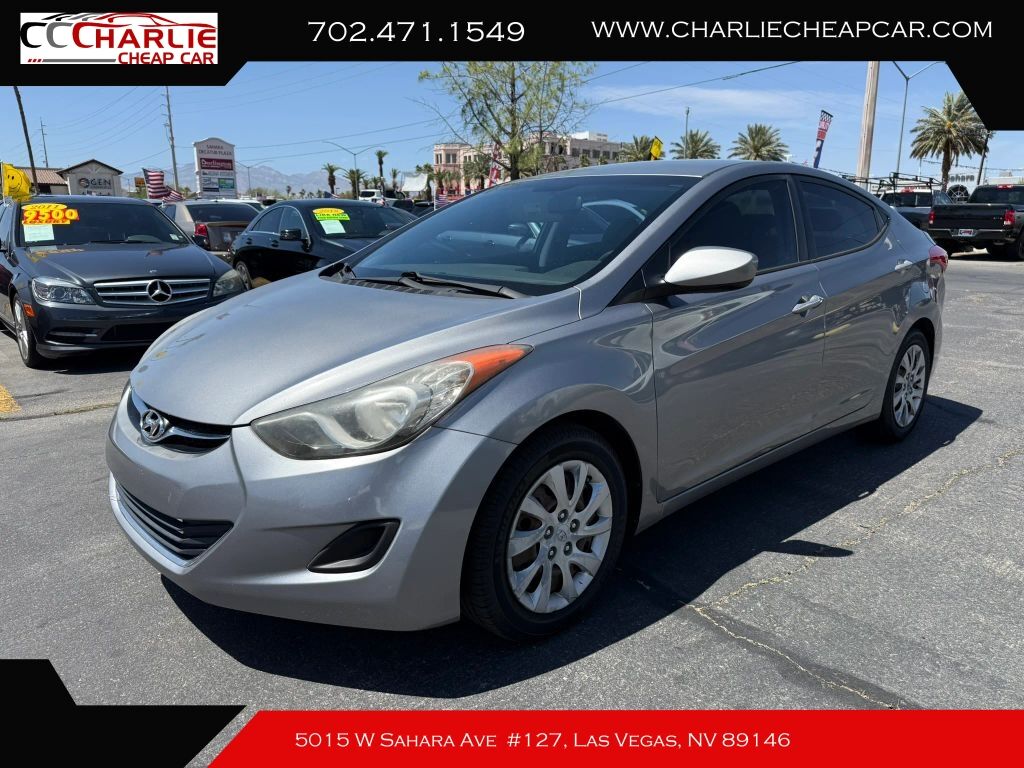 2012 HYUNDAI Elantra
