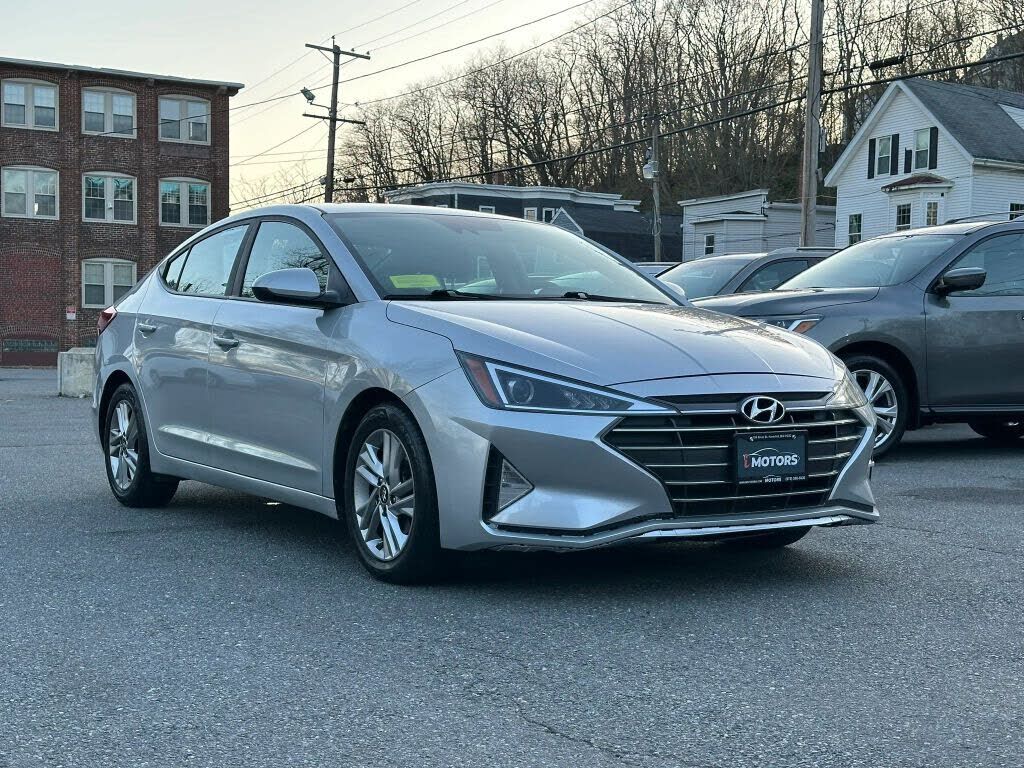 2020 HYUNDAI Elantra