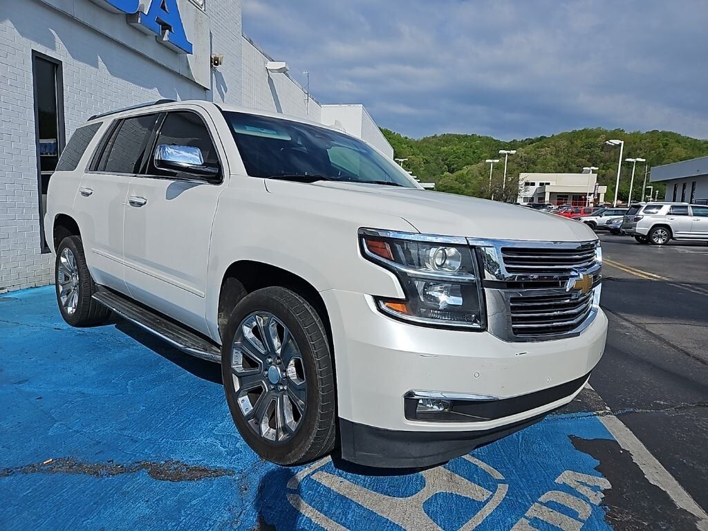 2017 CHEVROLET Tahoe