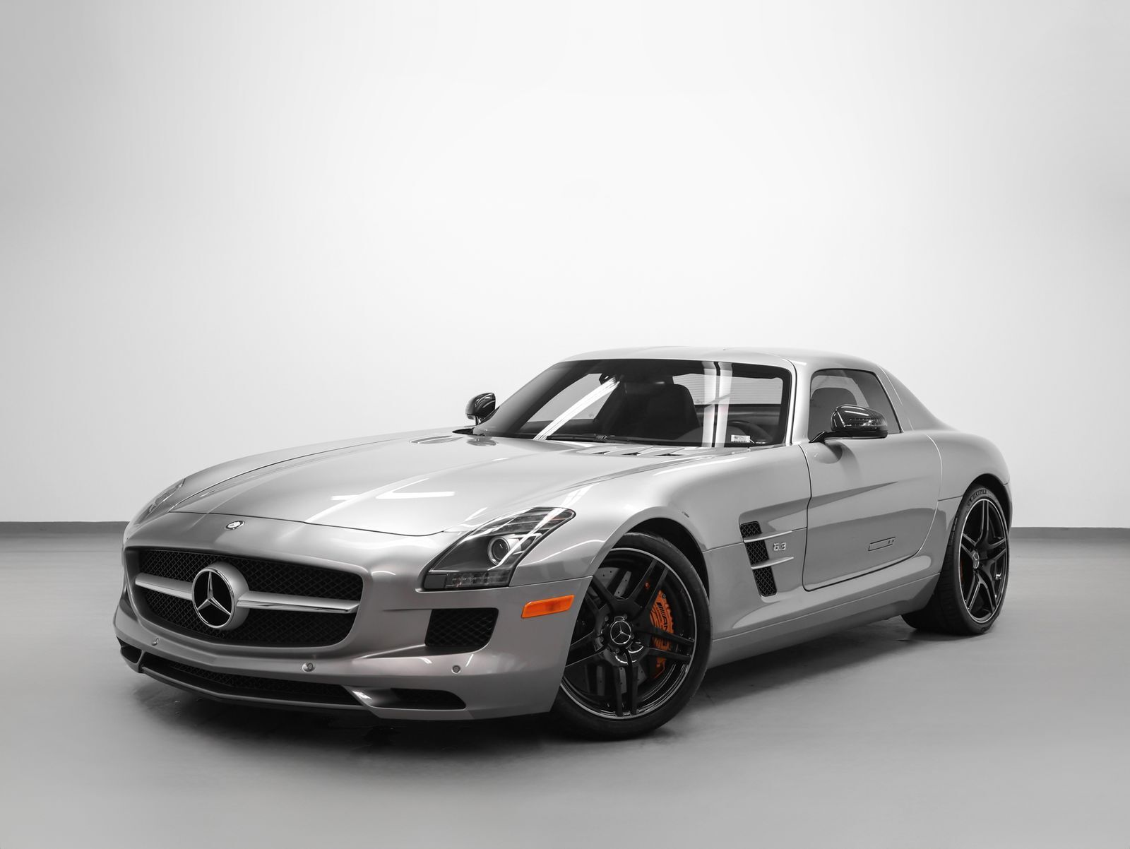 2011 MERCEDES-BENZ SLS-Class