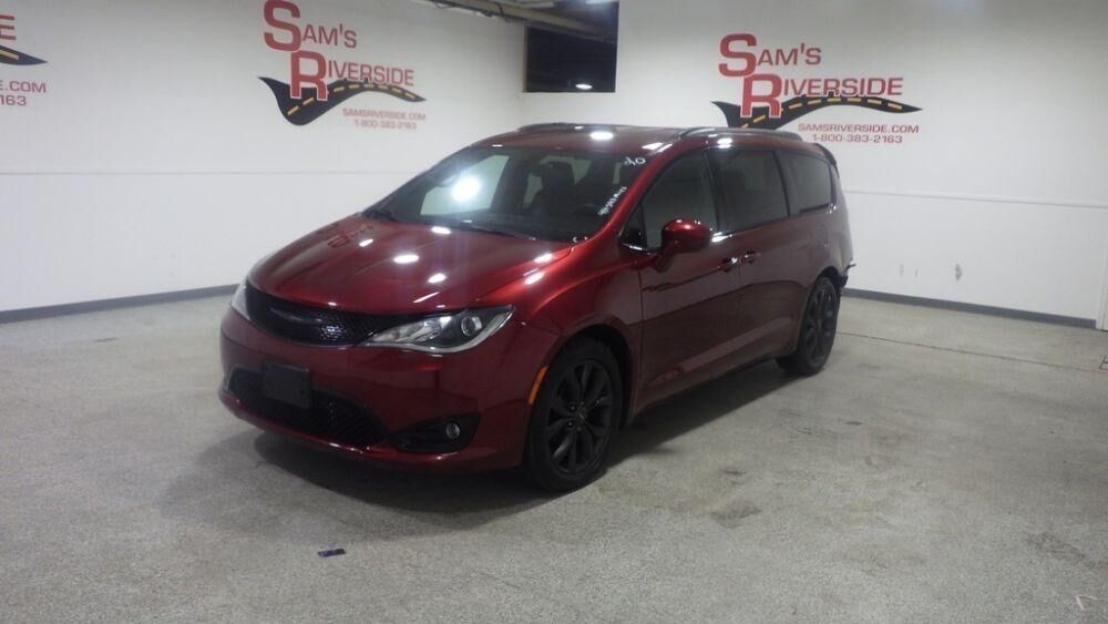 2020 CHRYSLER Pacifica