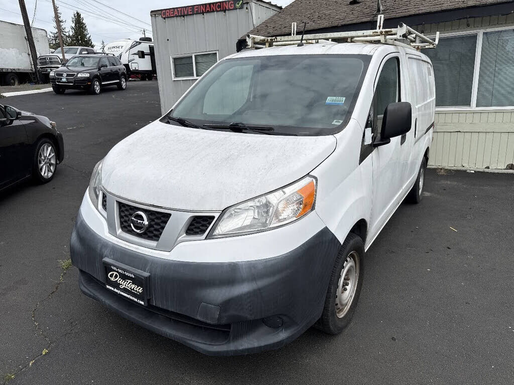 2015 NISSAN NV200