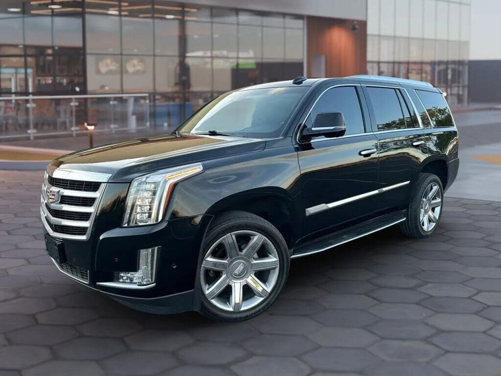 2017 CADILLAC Escalade