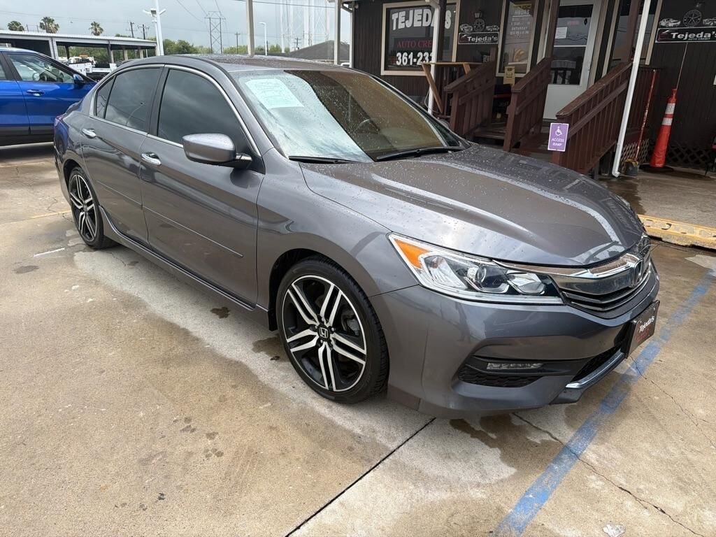 2017 HONDA Accord