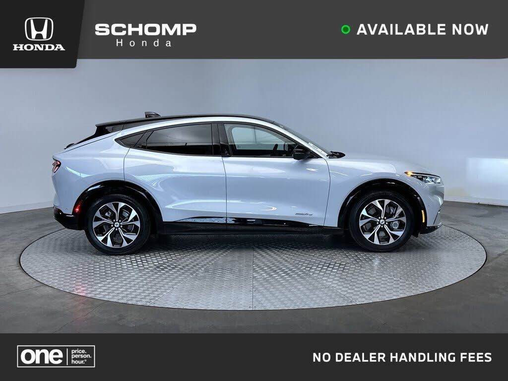 2022 FORD Mach-E