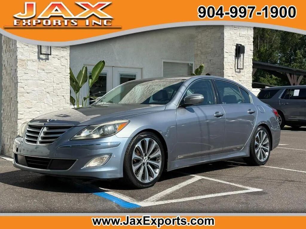 2013 HYUNDAI Genesis