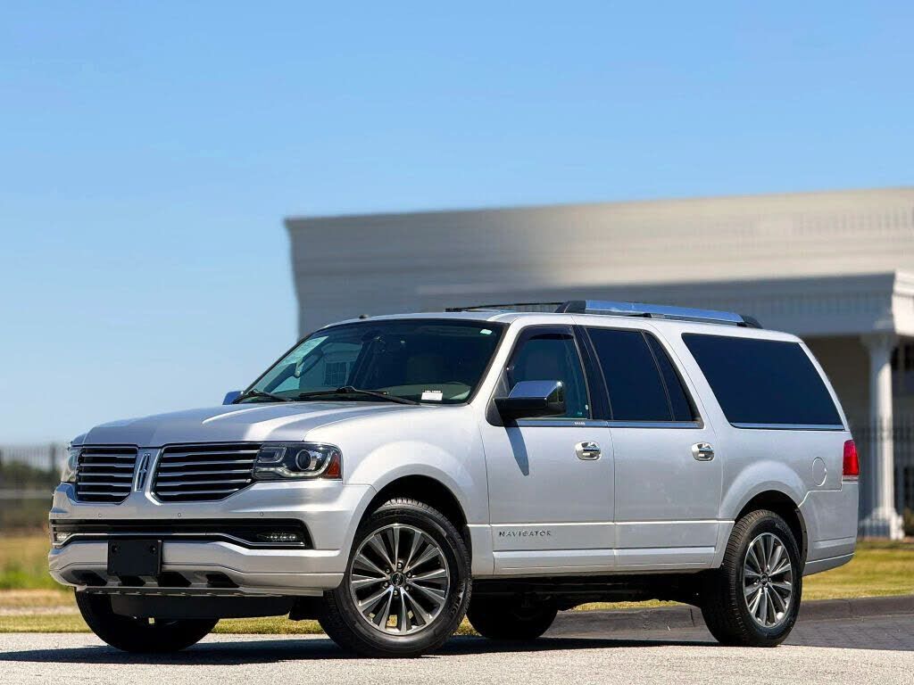 2017 LINCOLN Navigator L