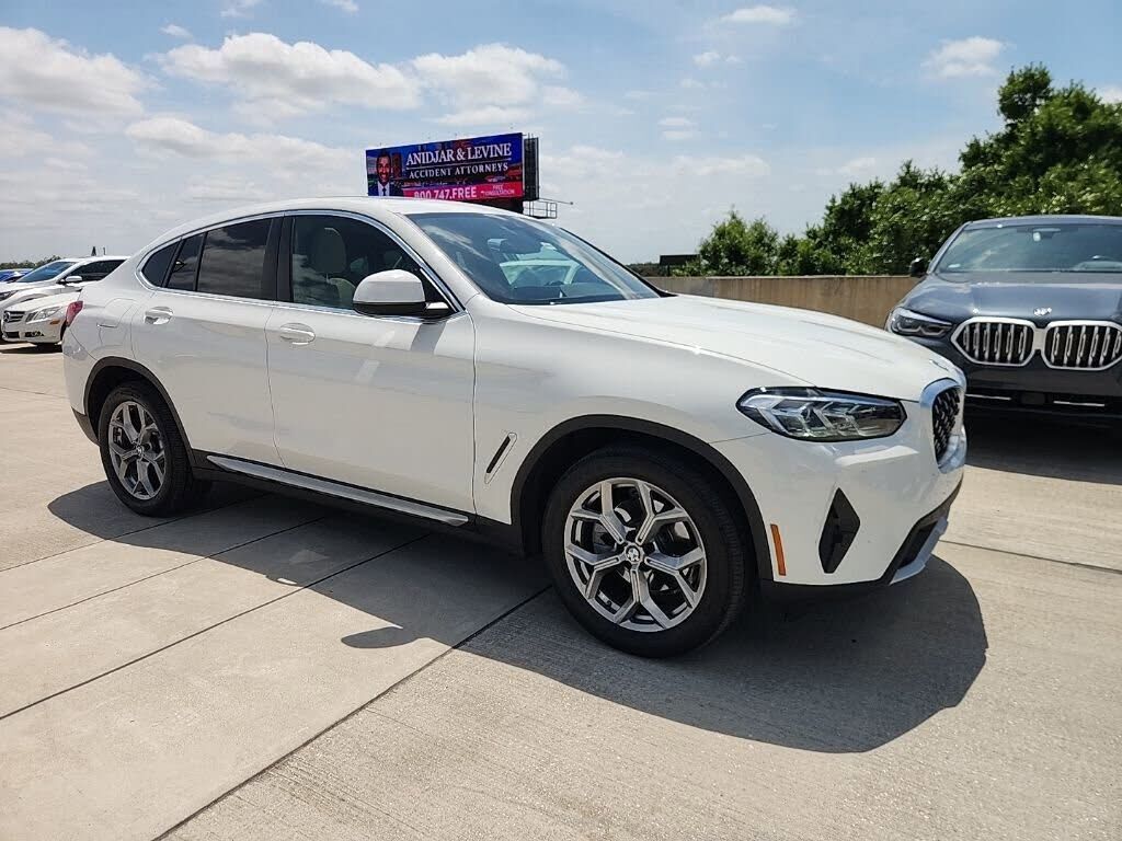 2023 BMW X4