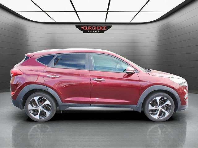 2016 HYUNDAI Tucson