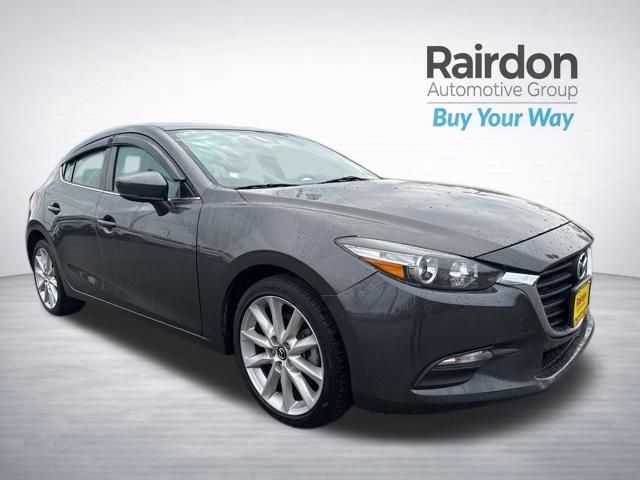 2017 MAZDA Mazda3