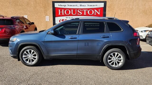 2021 JEEP Cherokee