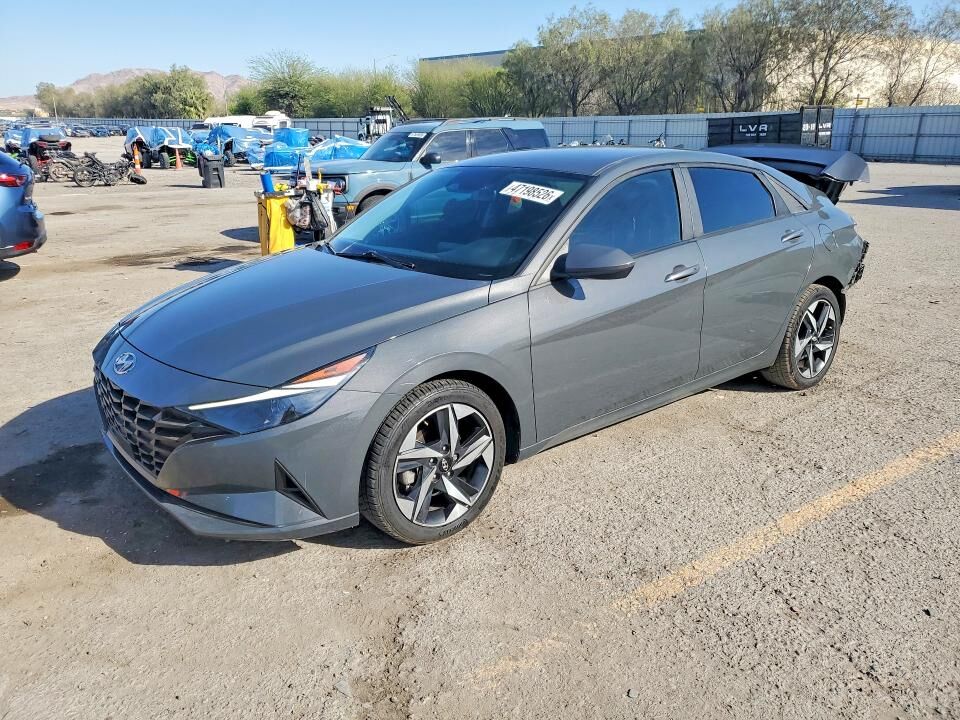 2023 HYUNDAI Elantra