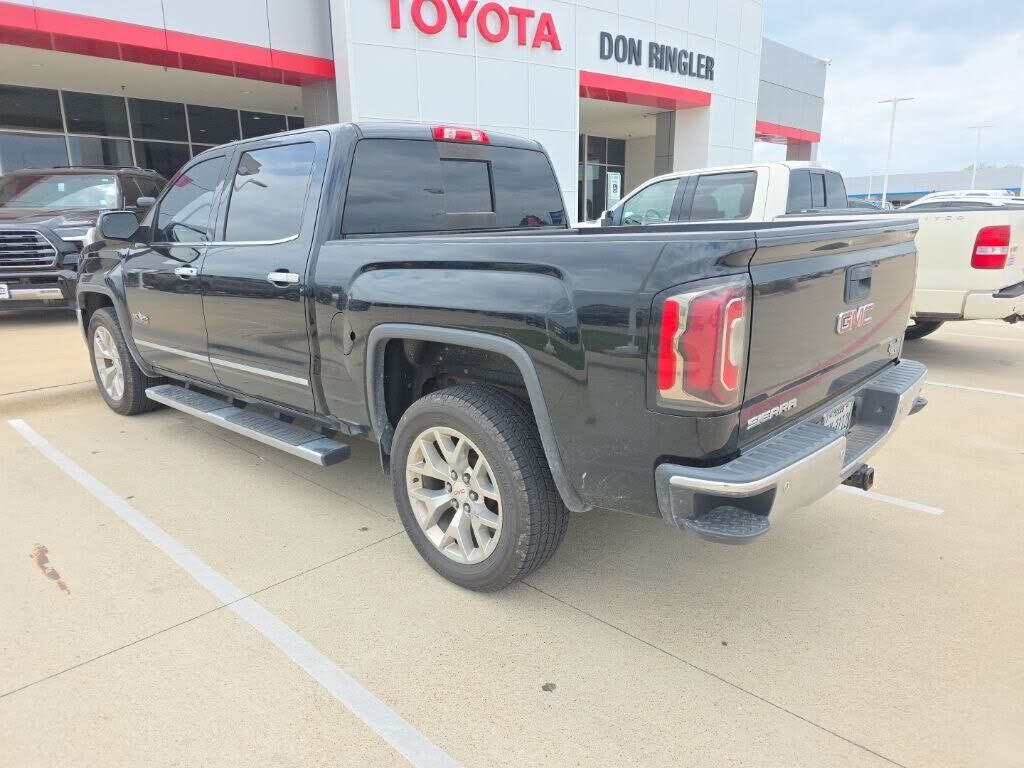 2017 GMC Sierra