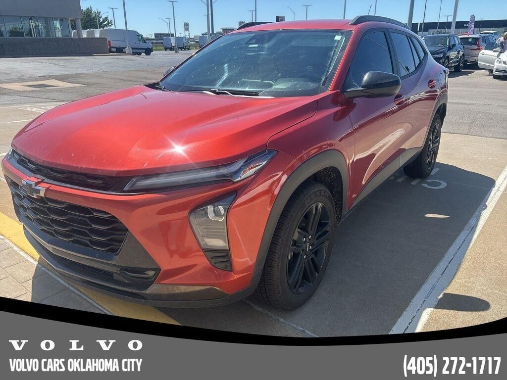 2024 CHEVROLET Trax