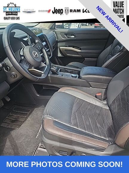 2022 NISSAN Pathfinder