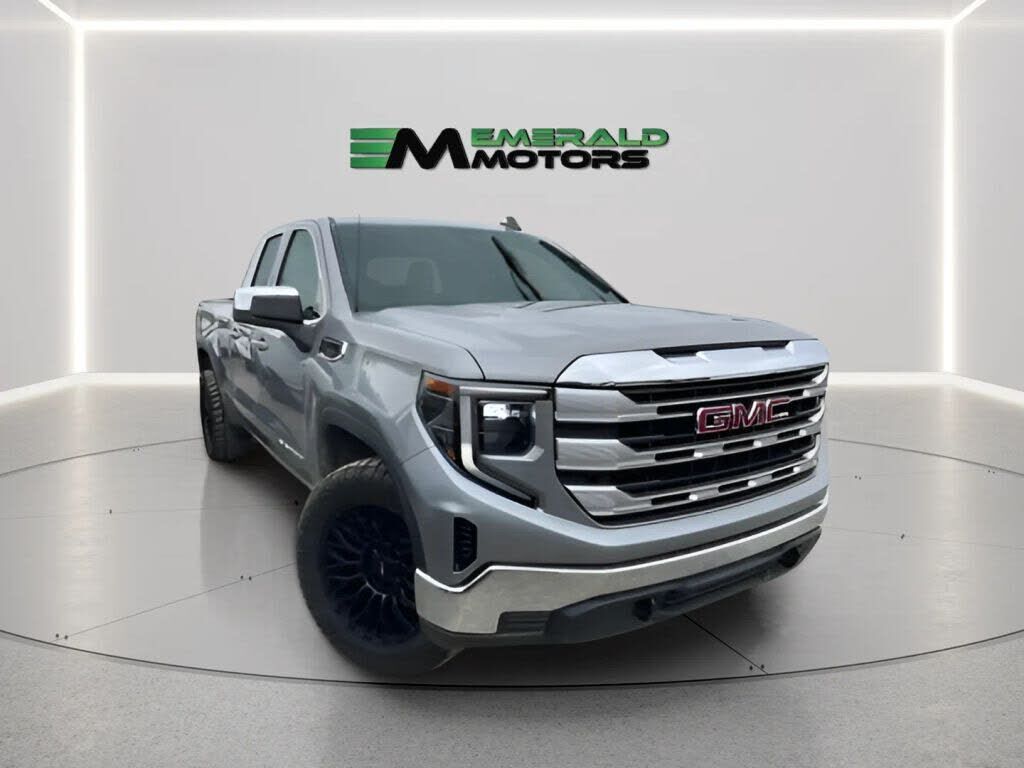 2023 GMC Sierra