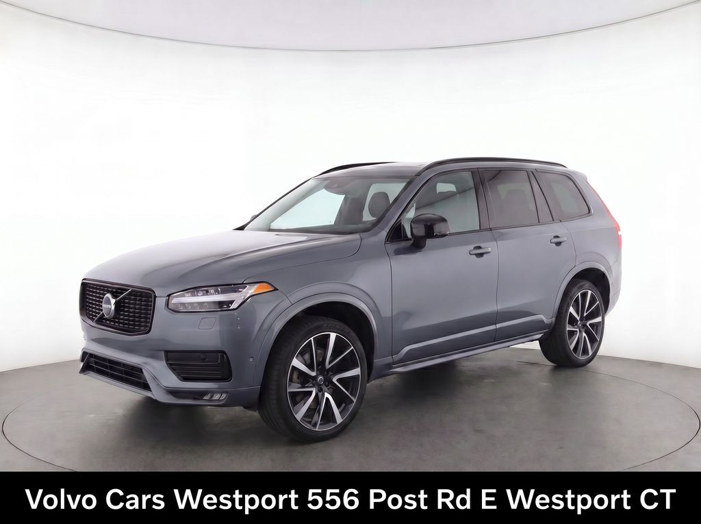2023 VOLVO XC90