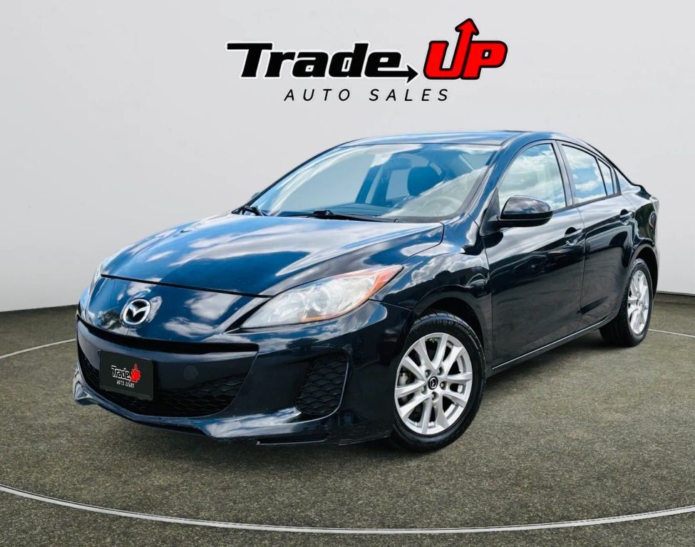 2013 MAZDA Mazda3
