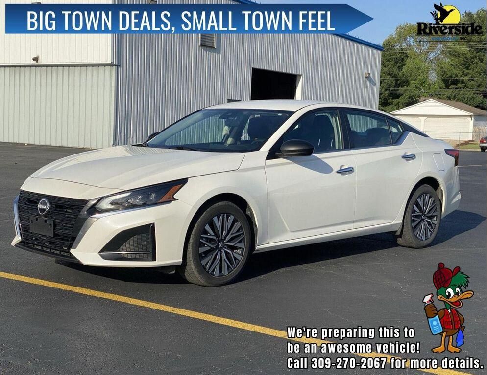 2024 NISSAN Altima