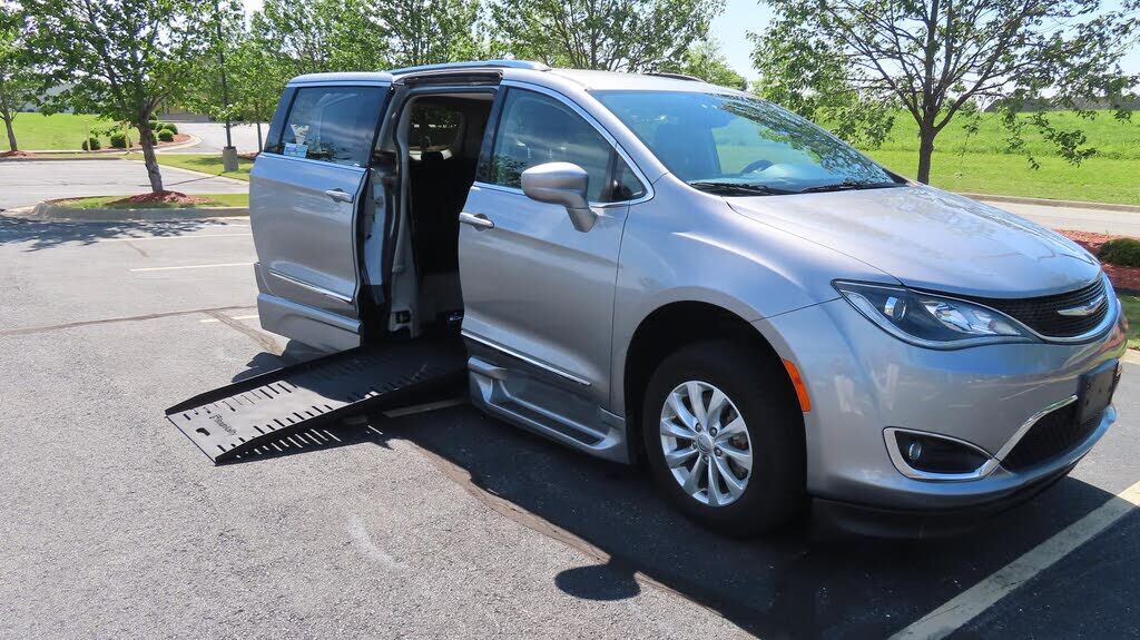 2018 CHRYSLER Pacifica