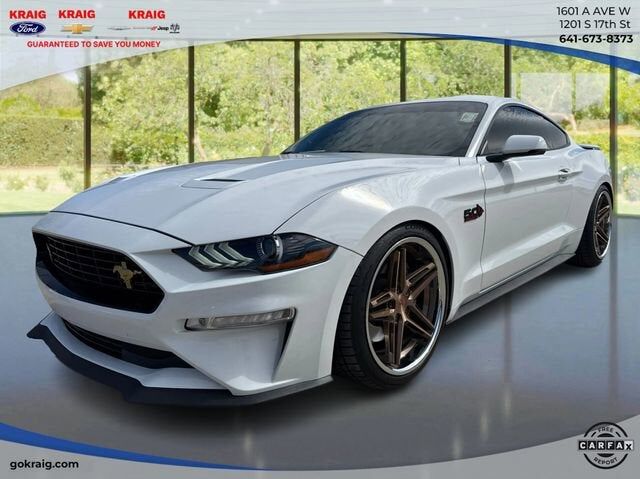 2019 FORD Mustang