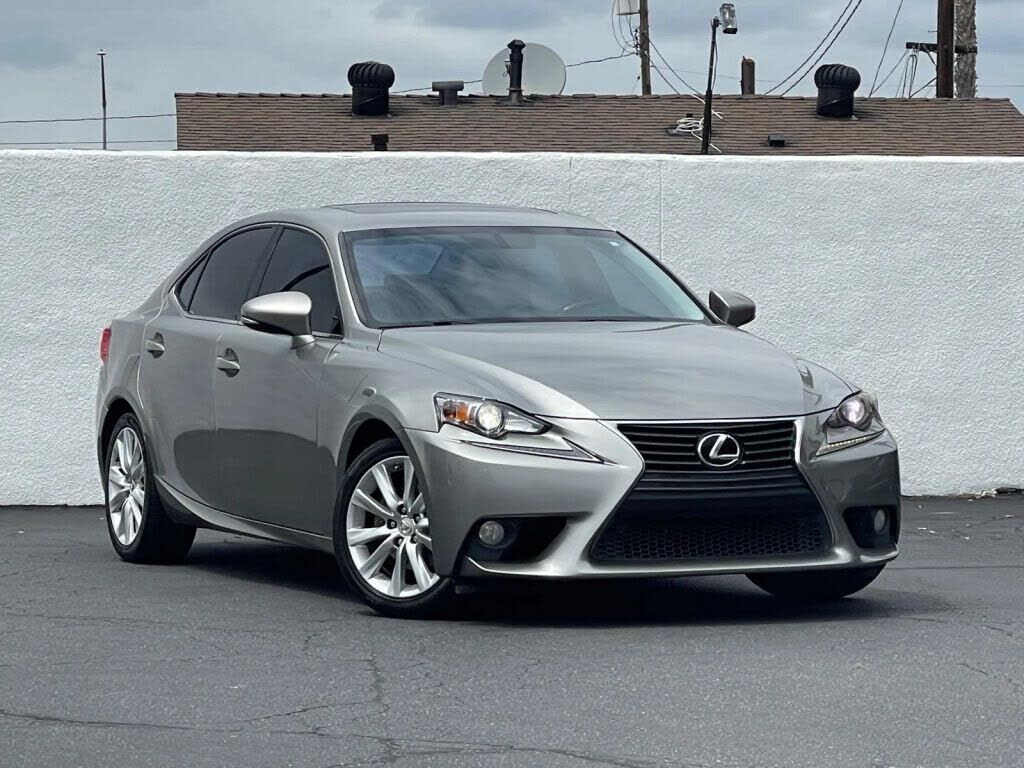 2014 LEXUS IS