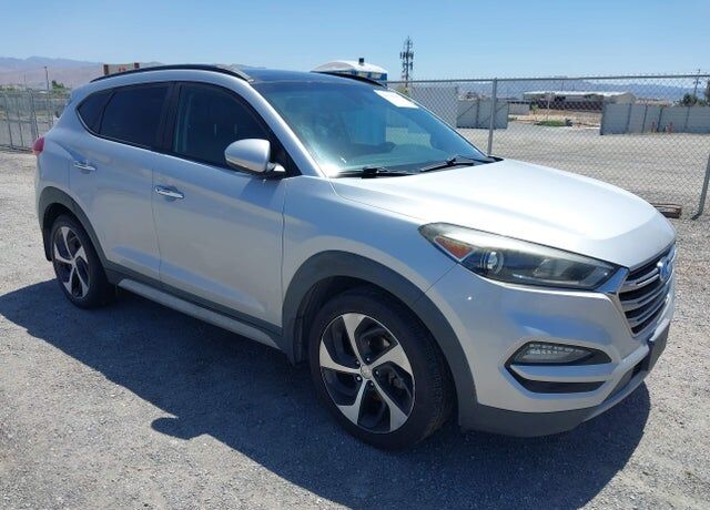 2017 HYUNDAI Tucson