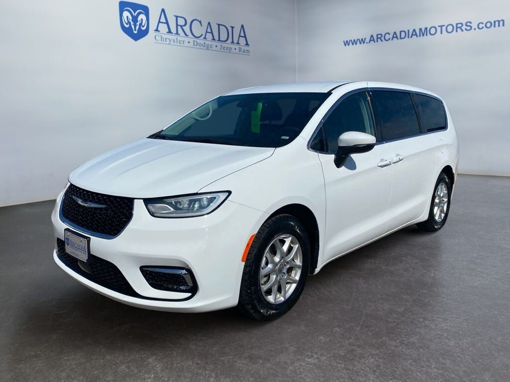 2023 CHRYSLER Pacifica