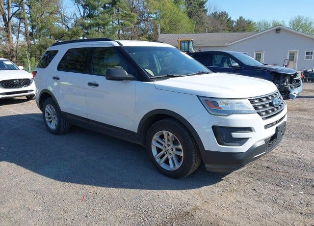 2017 FORD Explorer