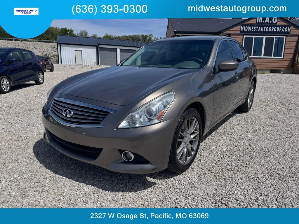 2011 INFINITI G37
