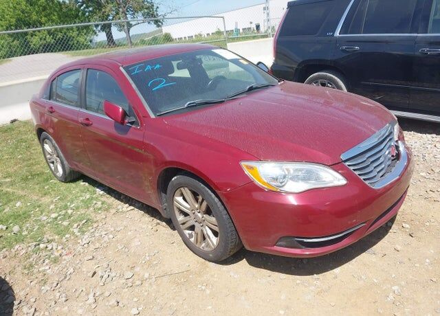 2012 CHRYSLER 200
