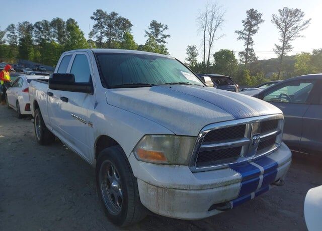 2011 DODGE Ram