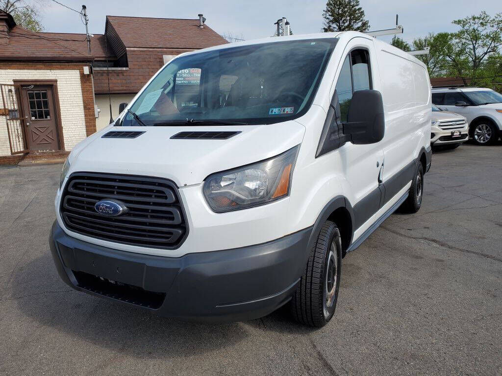 2015 FORD Transit