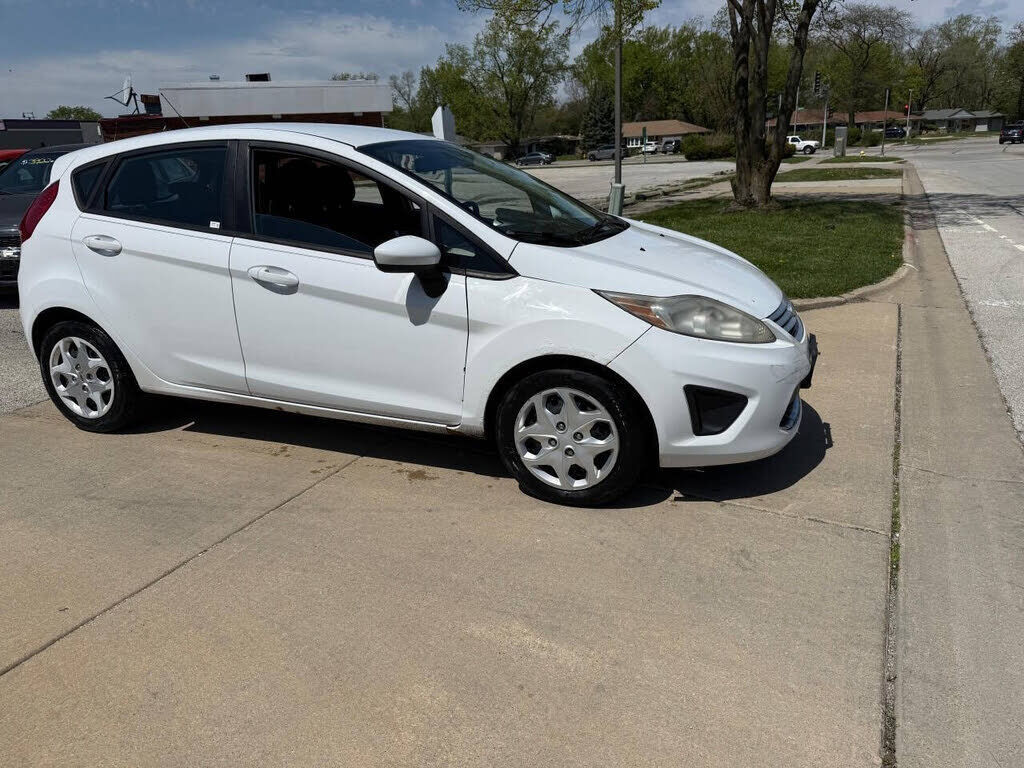 2012 FORD Fiesta