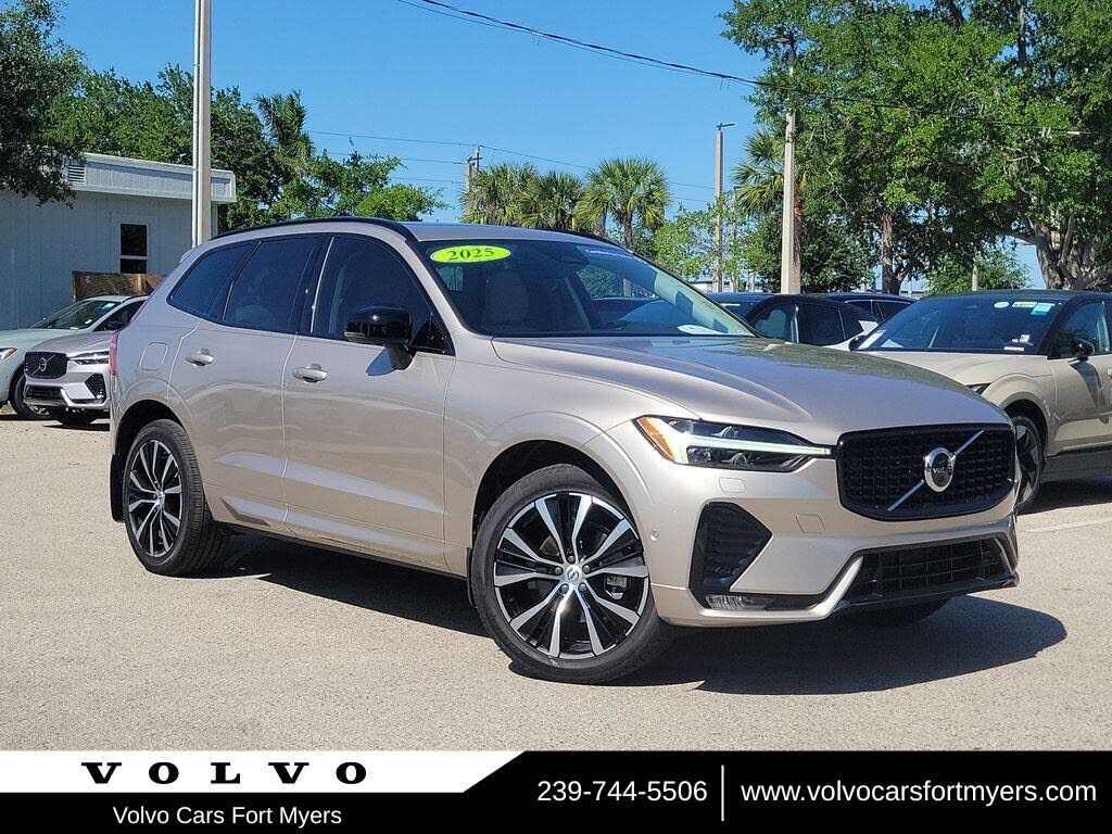 2025 VOLVO XC60